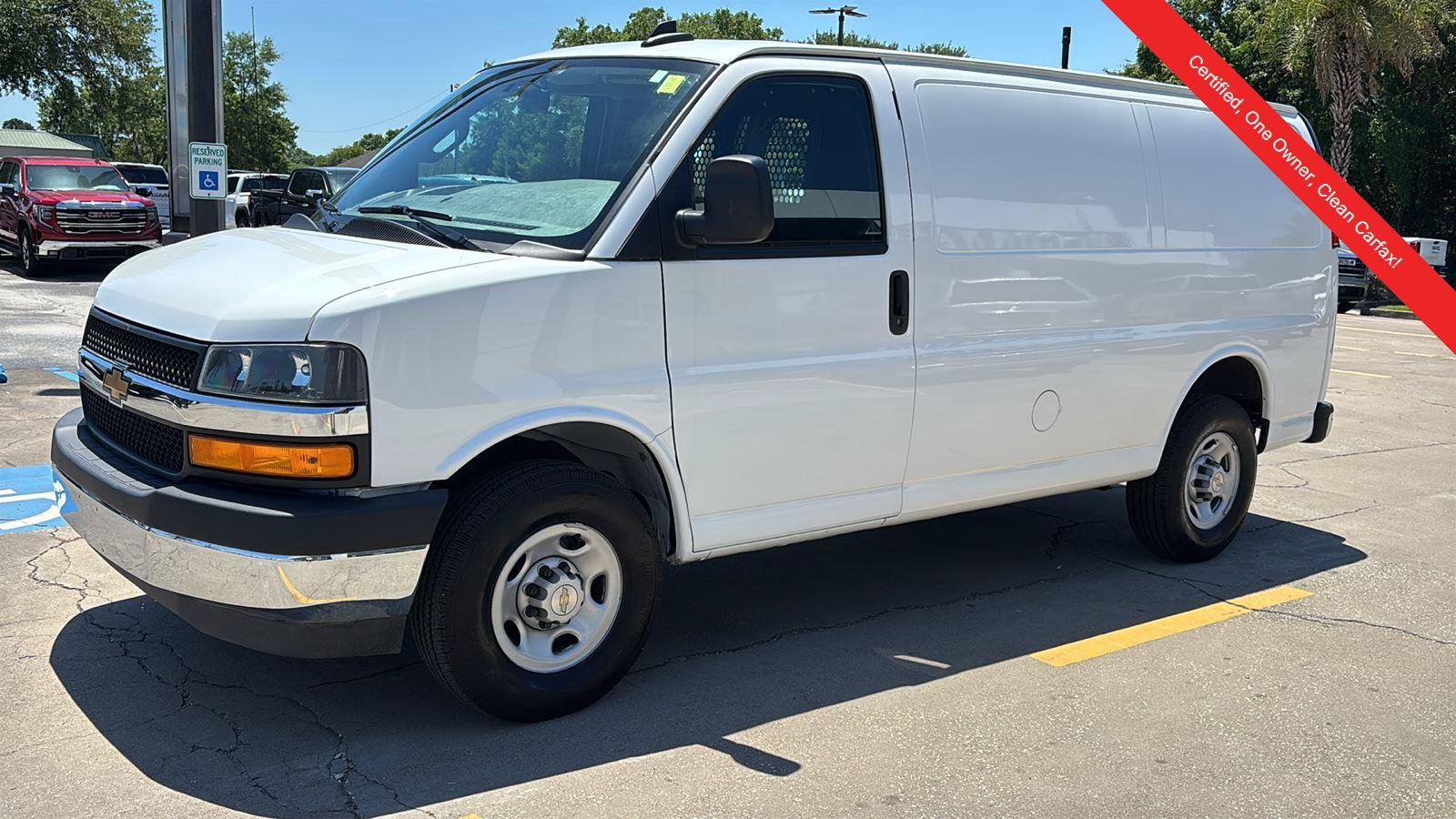 Used 2024 Chevrolet Express 2500 w/ Driver Convenience Package RWD image 3