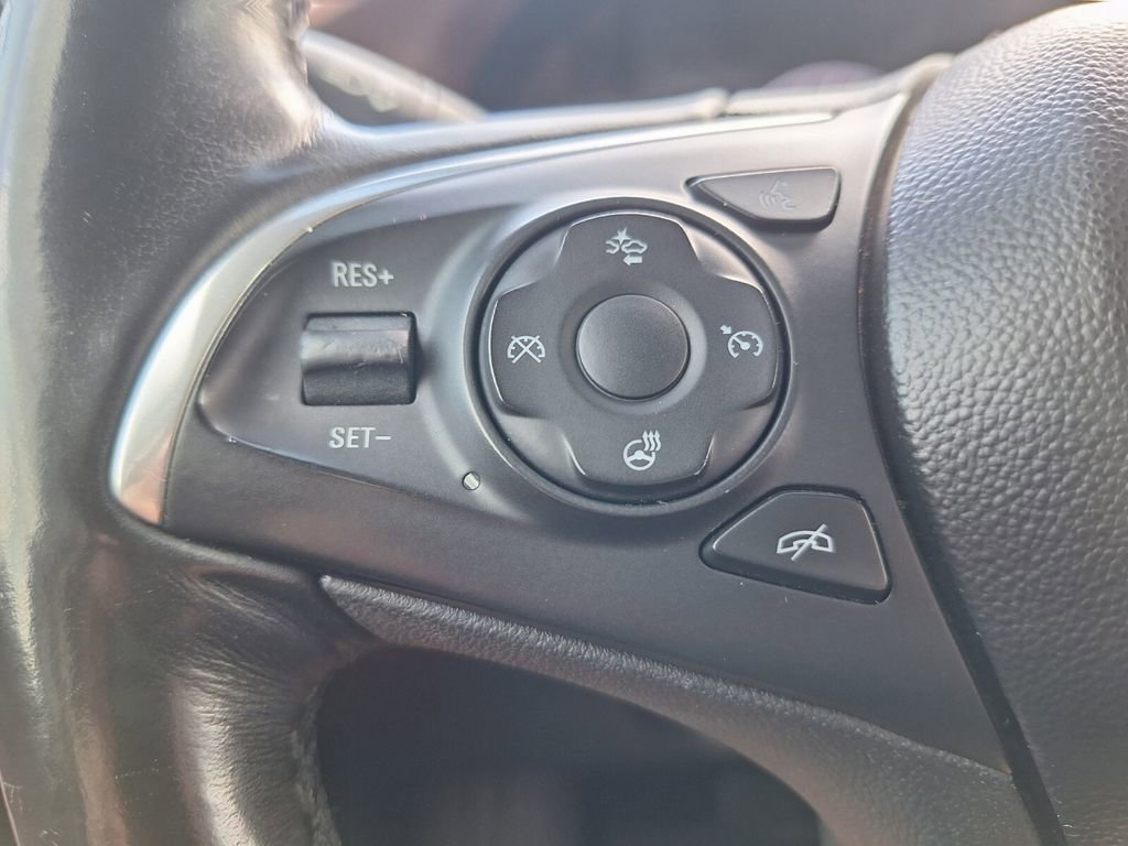 Used 2018 Buick Enclave Avenir w/ Avenir Technology Package image 13