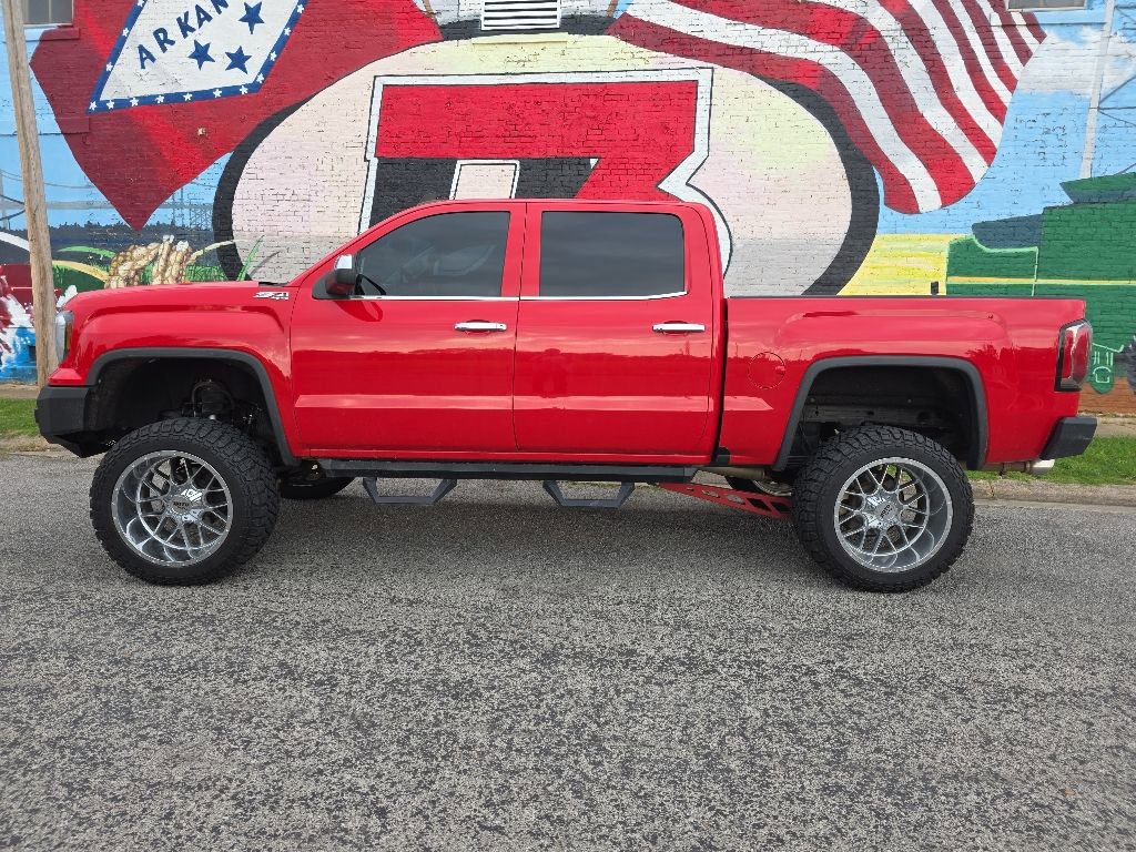 Used 2018 GMC Sierra 1500 SLT w/ SLT Premium Package AWD/4WD image 3