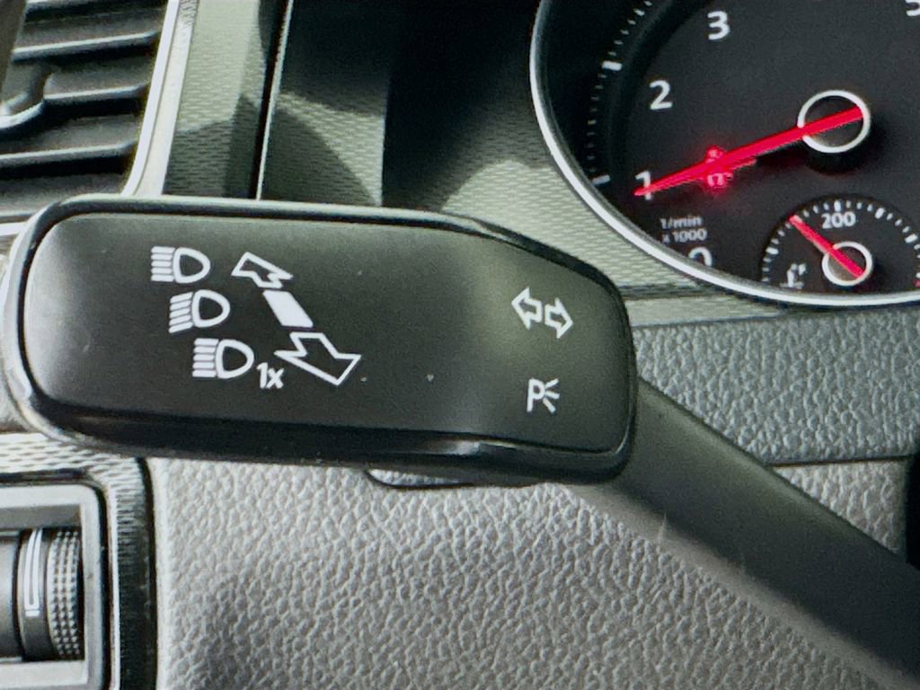 Used 2015 Volkswagen GTI S FWD image 13