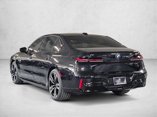 New 2026 BMW i7 M70 image 7