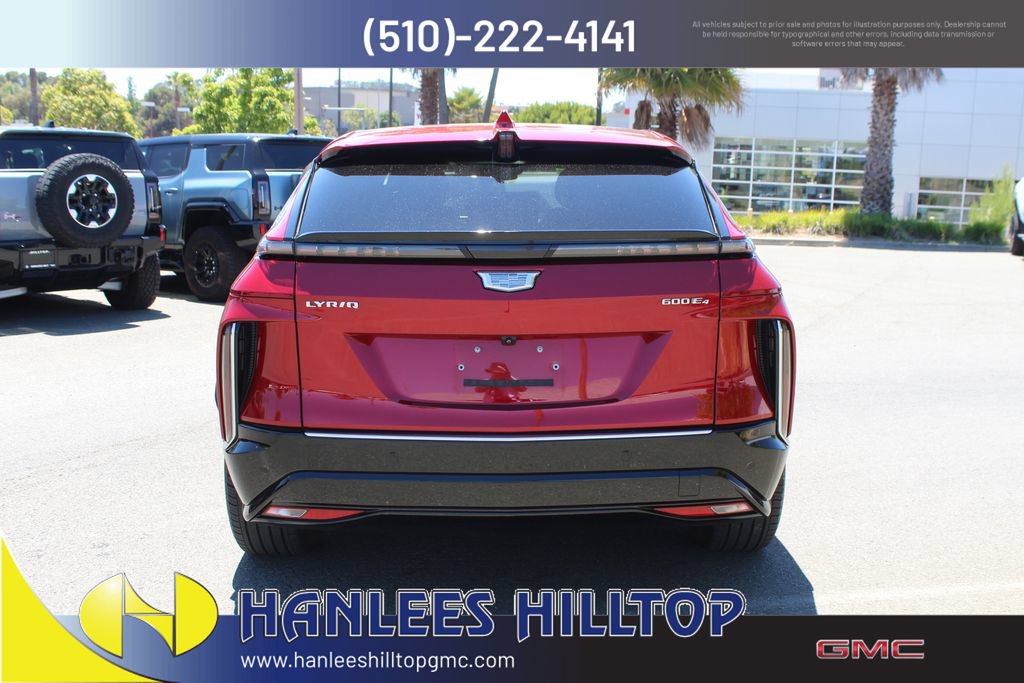 Used 2024 Cadillac Lyriq Luxury AWD/4WD image 8