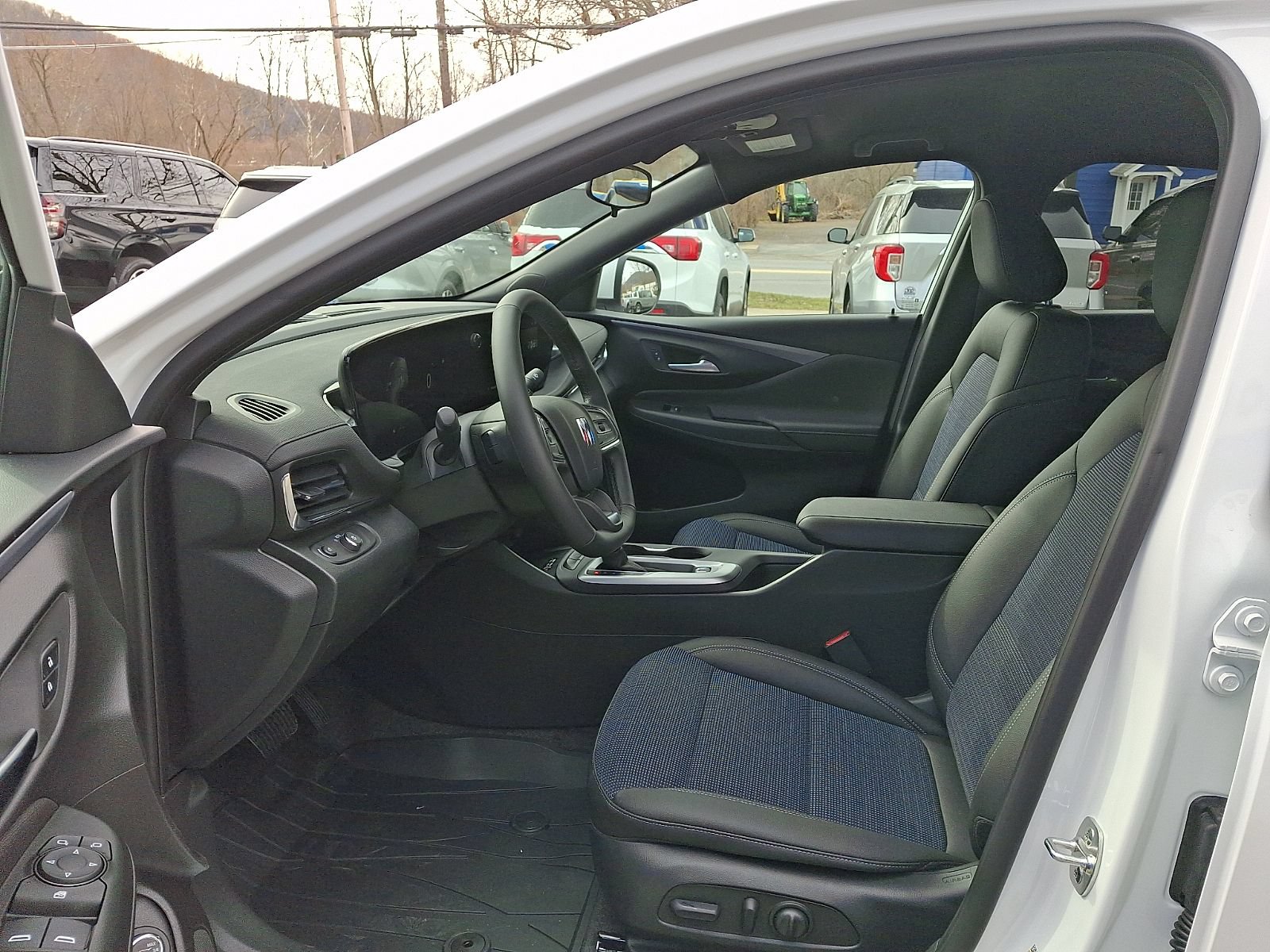 New 2026 Buick Envista Sport Touring w/ Convenience I Package FWD image 13