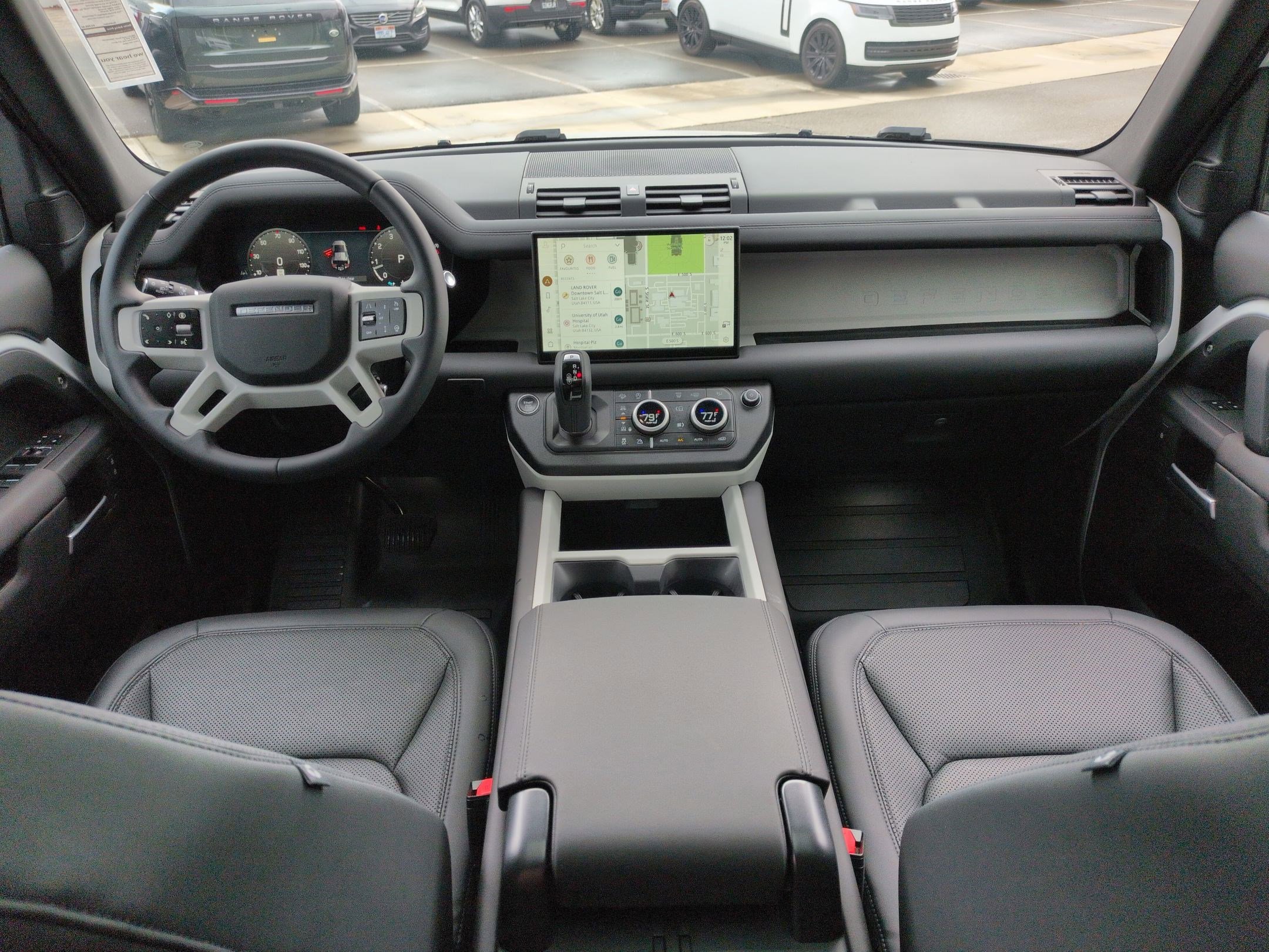 Used 2025 Land Rover Defender 110 S image 25