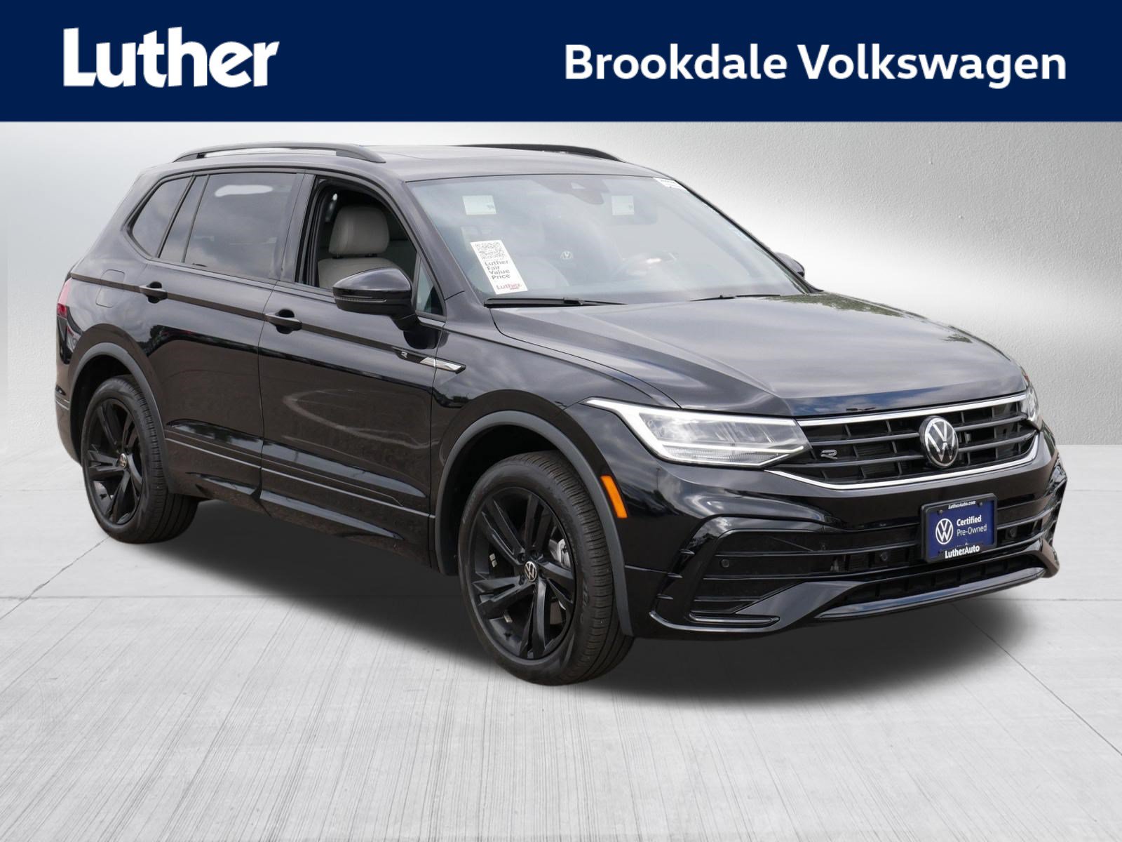 Certified 2024 Volkswagen Tiguan SE R-Line