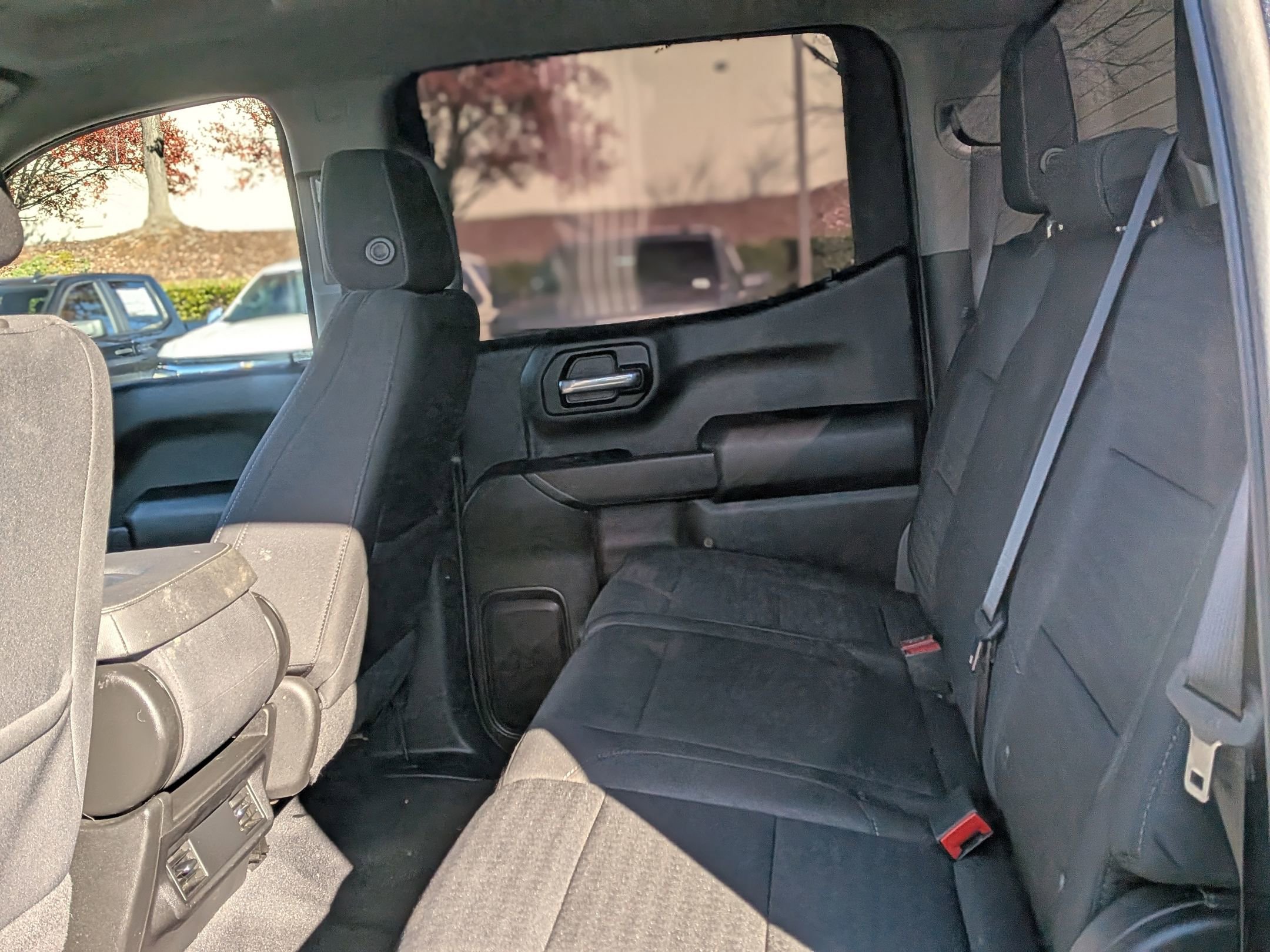 Used 2022 Chevrolet Silverado 1500 Custom image 30