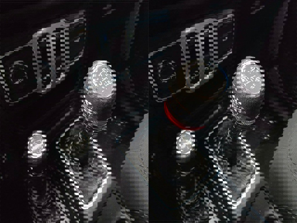 Used 2018 Jeep Wrangler Sport w/ Quick Order Package 23S image 20