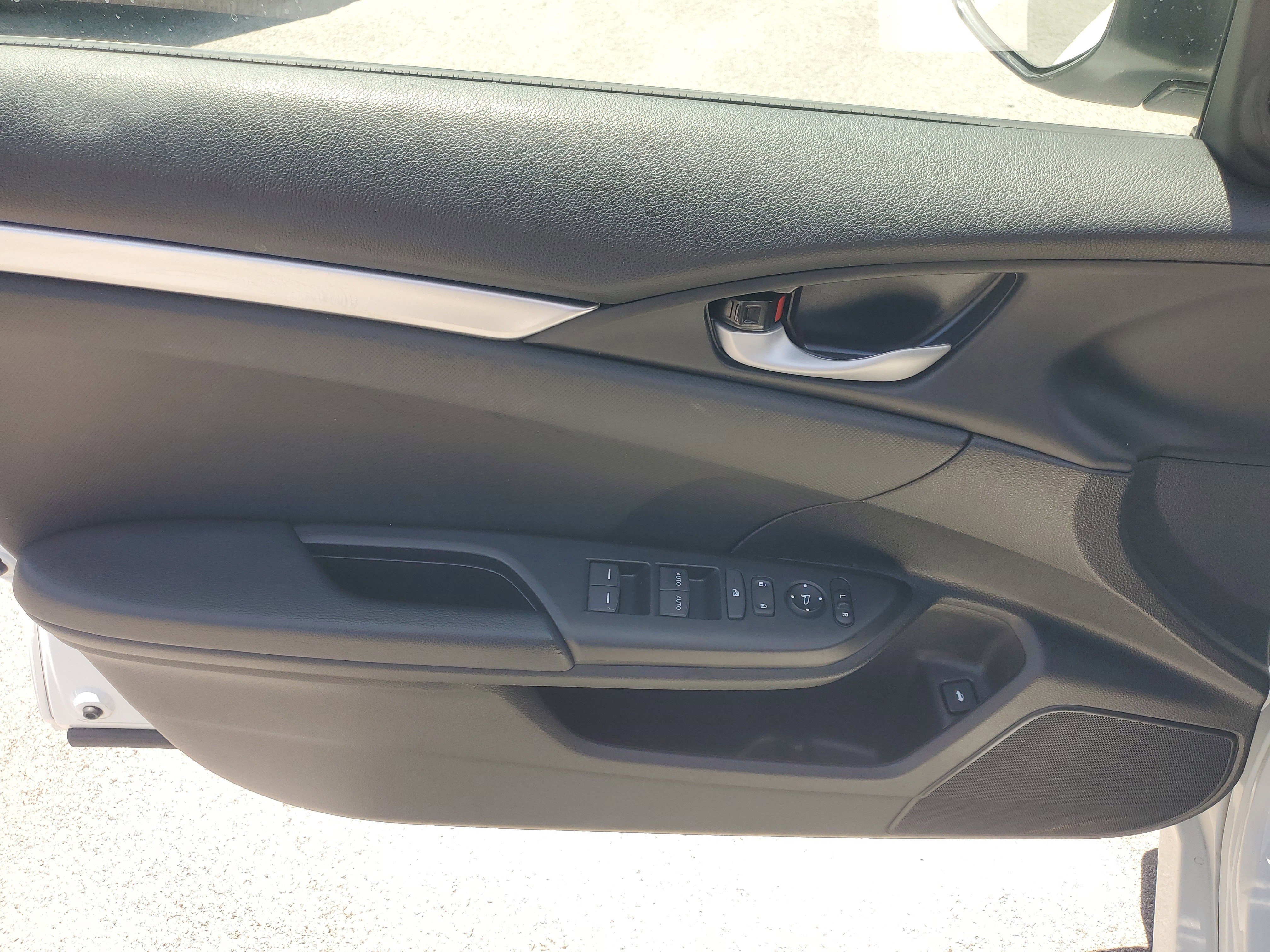 Used 2021 Honda Civic Sport image 17