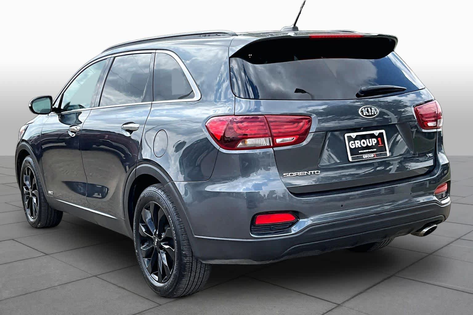 Used 2019 Kia Sorento S AWD/4WD image 12