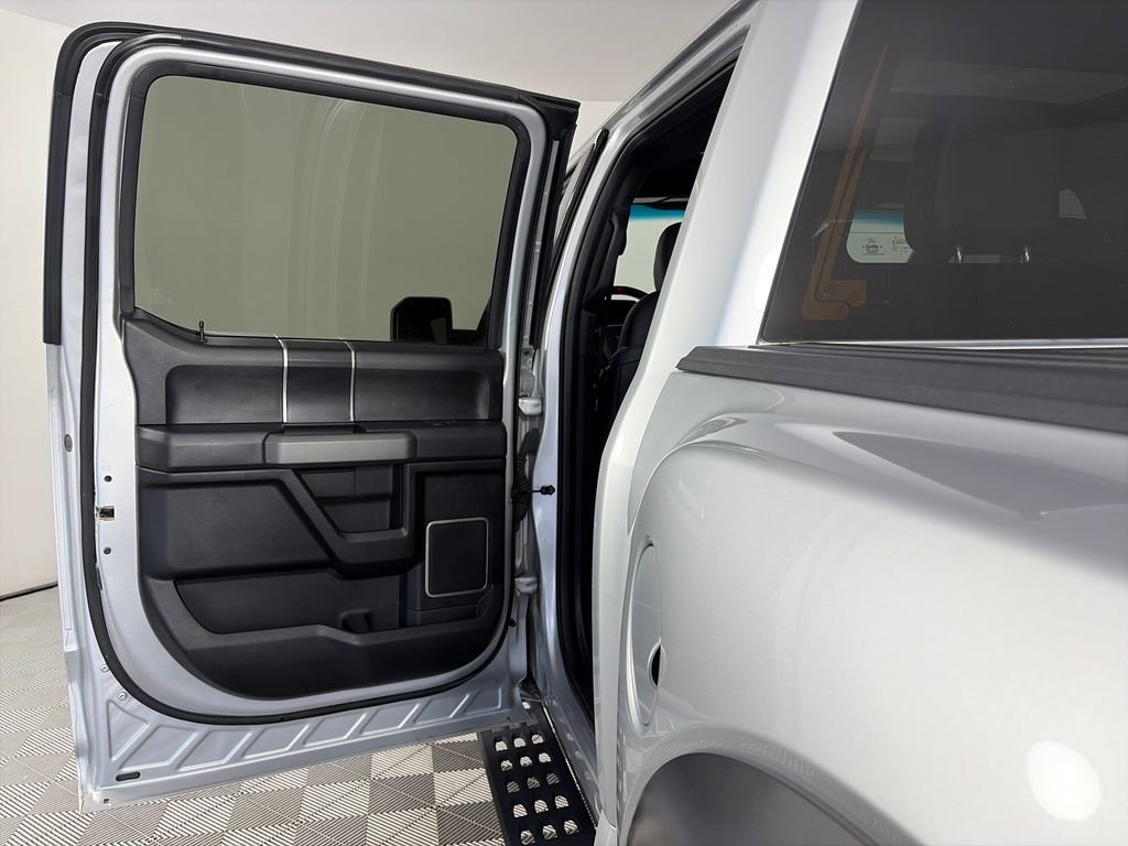 Used 2018 Ford F150 Raptor w/ Equipment Group 802A Luxury AWD/4WD image 12