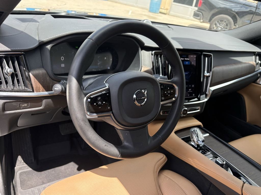 Used 2023 Volvo S90 B6 Ultimate w/ Lounge Package AWD/4WD image 14