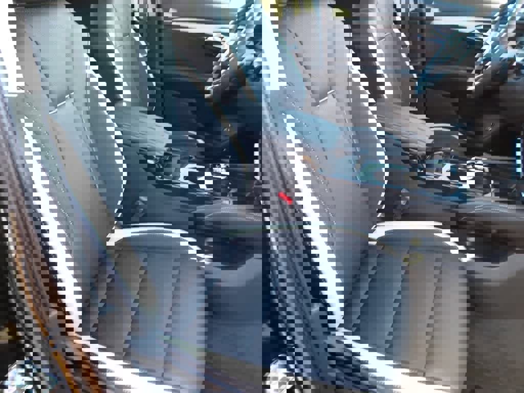 Used 2025 Buick Envision Sport Touring image 12