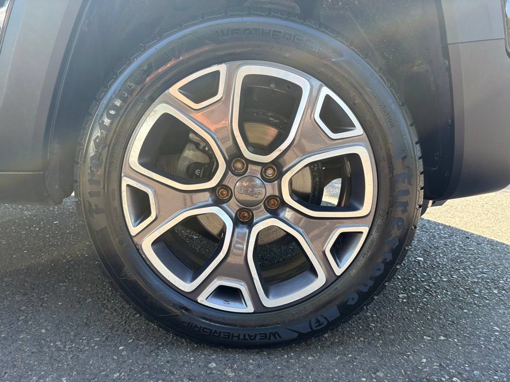 Used 2015 Jeep Renegade Limited AWD/4WD image 10