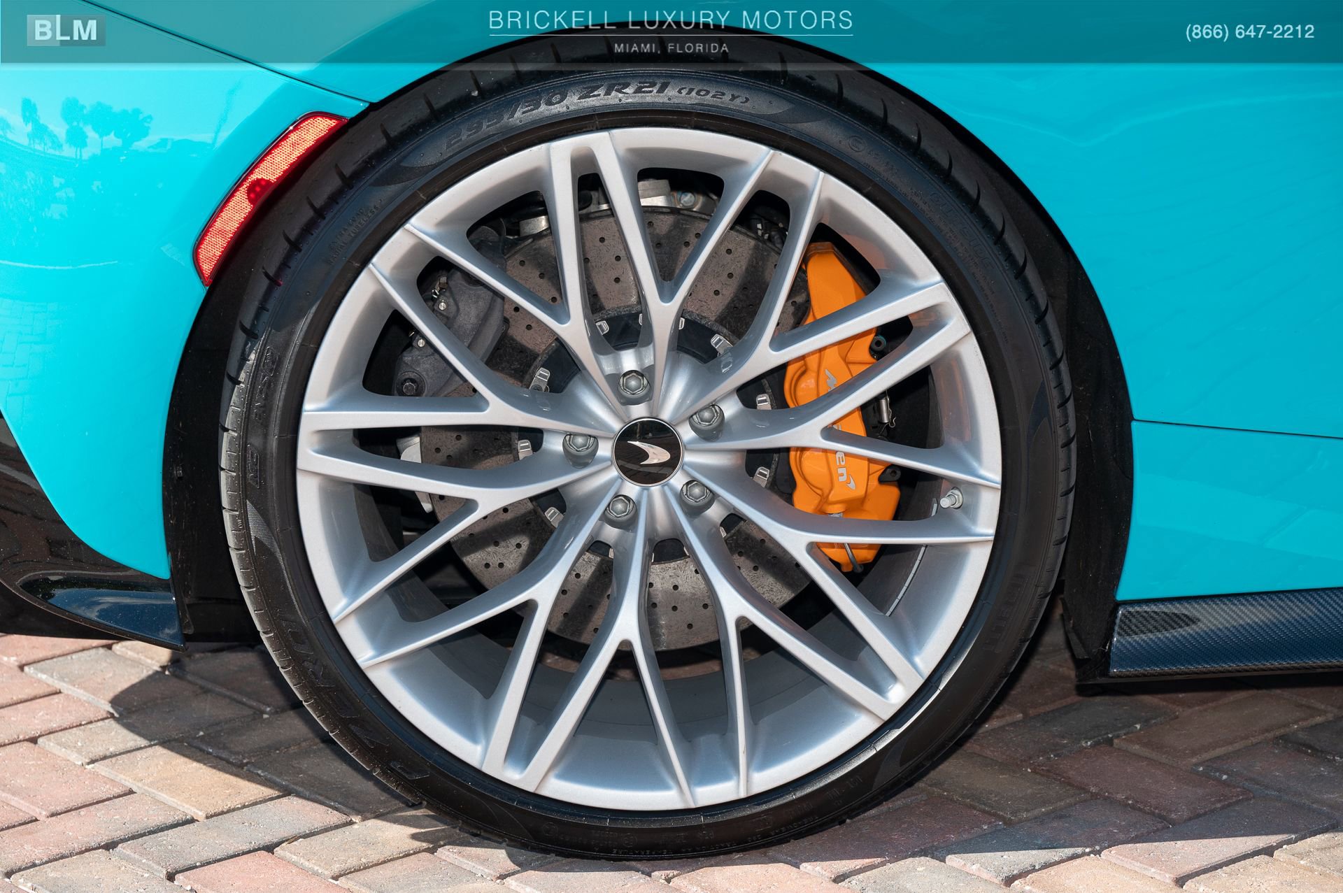 Used 2023 McLaren GT image 43