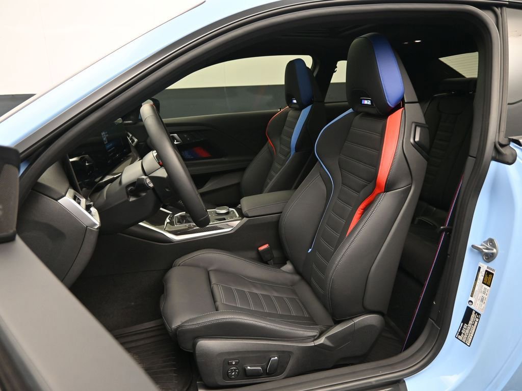 Used 2026 BMW M2 w/ Lighting Package RWD image 20