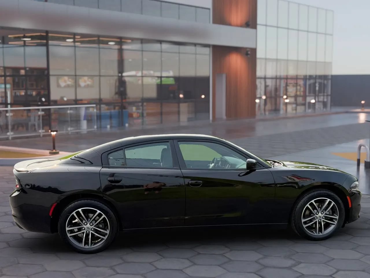 Used 2019 Dodge Charger SXT AWD/4WD image 11