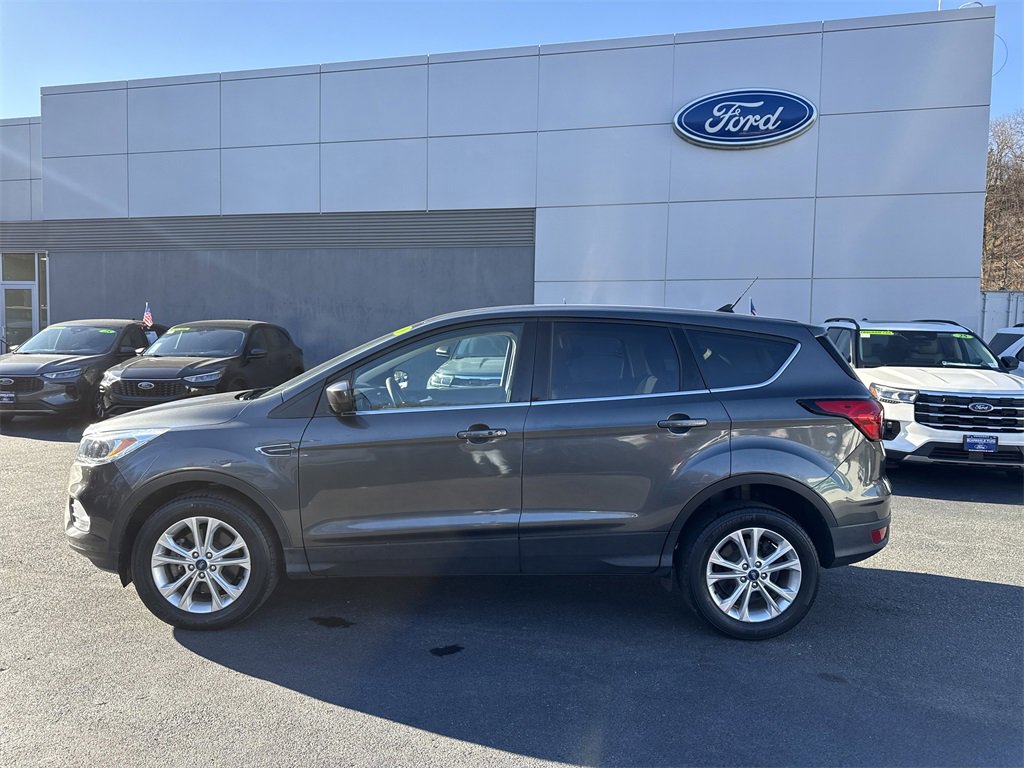 Used 2019 Ford Escape SE image 13