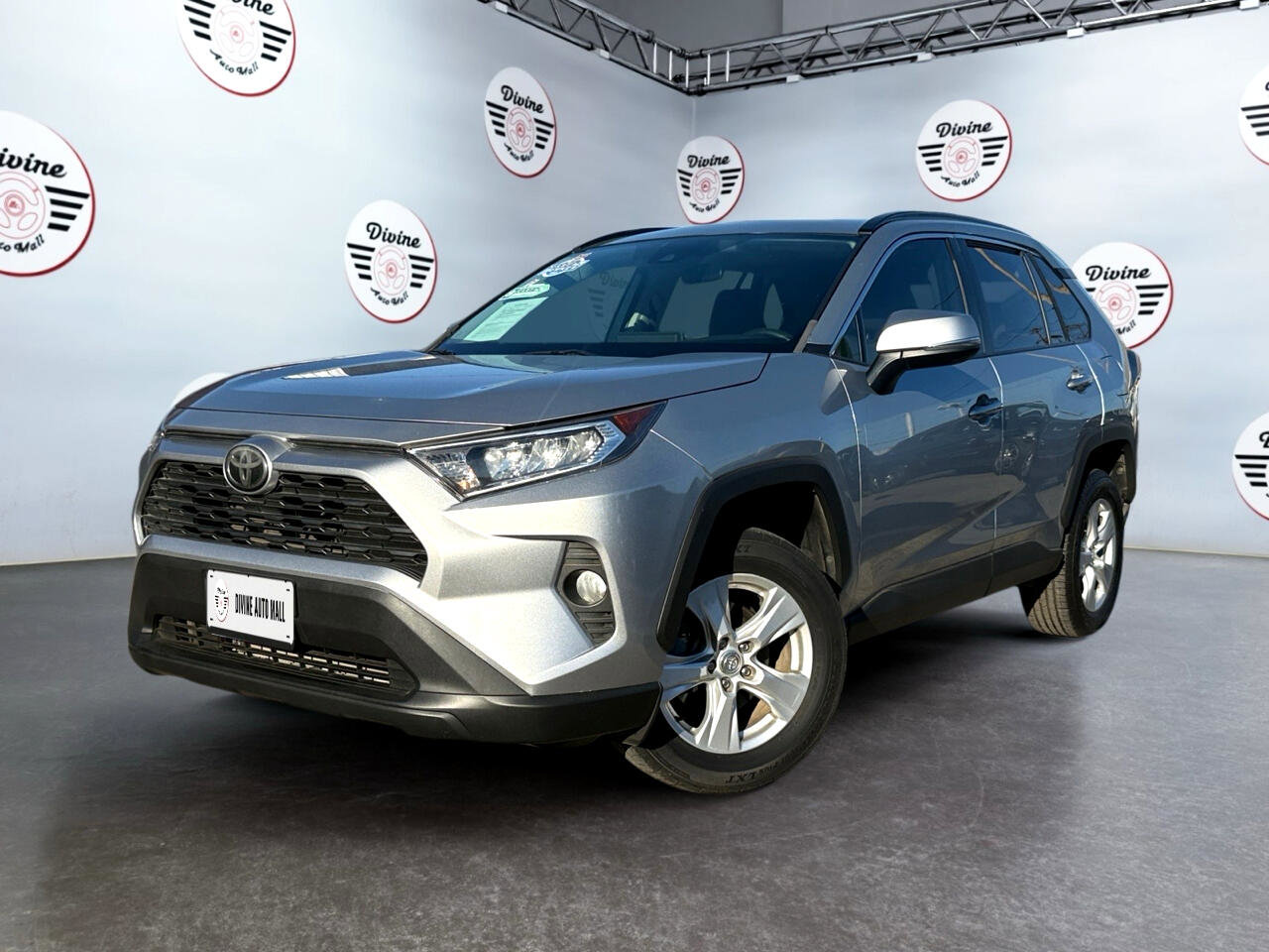 Used 2019 Toyota RAV4 XLE