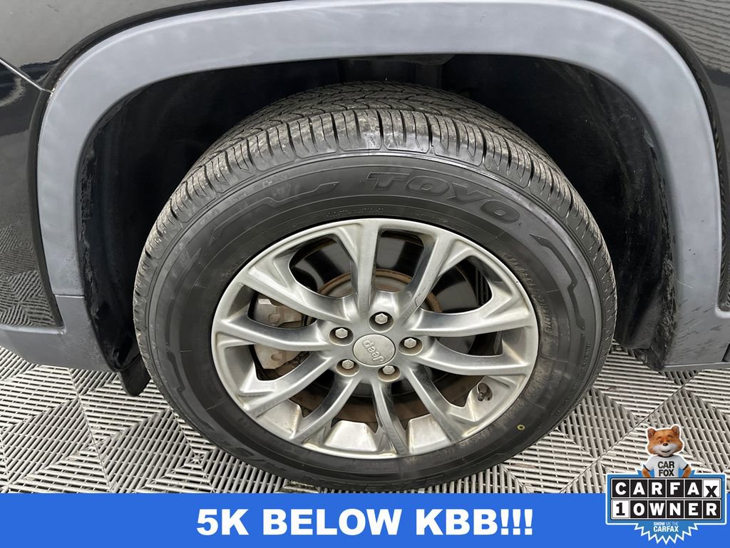 Used 2020 Jeep Cherokee Latitude Plus image 12