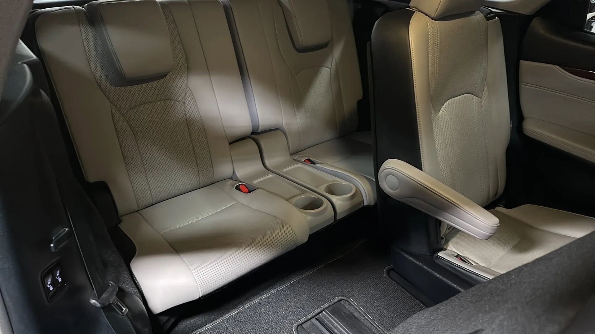 Used 2018 Lexus RX 350L AWD image 21