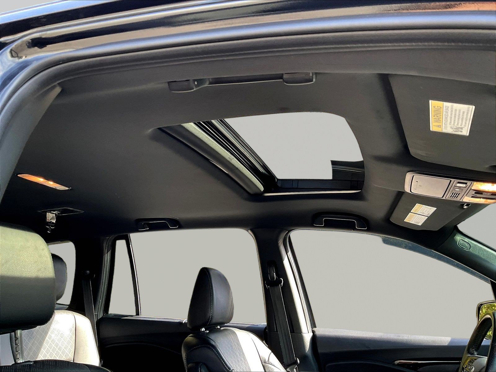 Used 2019 Honda Passport Elite image 27