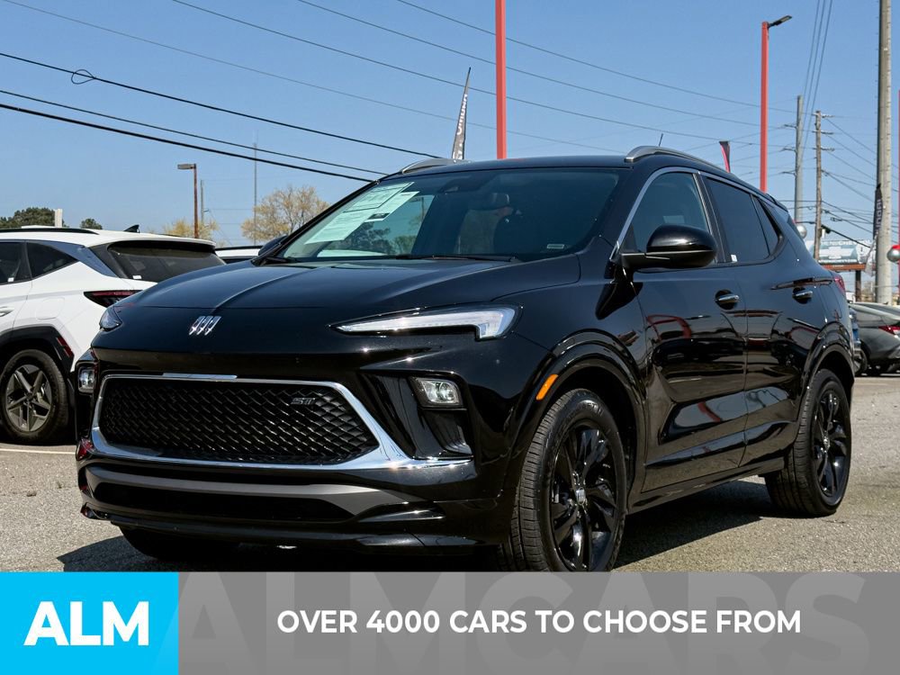 Used 2024 Buick Encore GX Sport Touring image 2