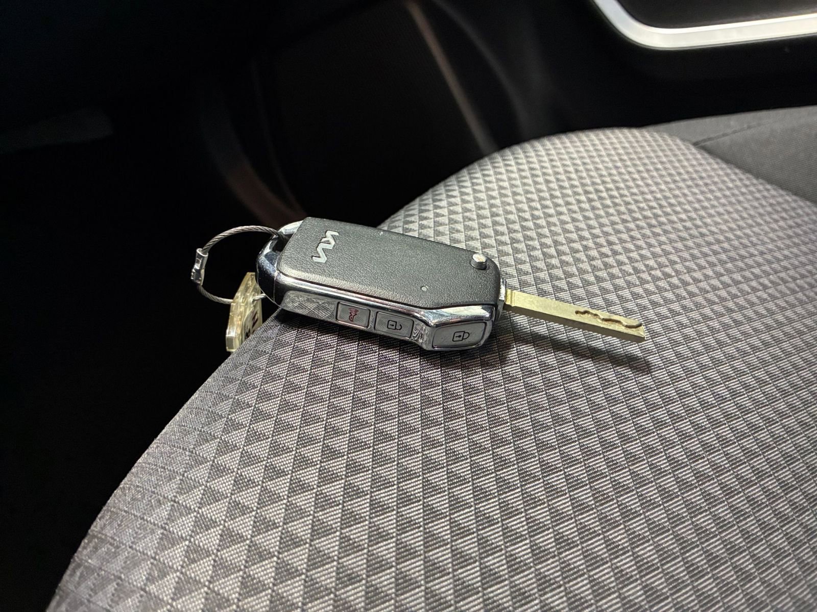 Used 2025 Kia Soul LX w/ LX Technology Package image 21