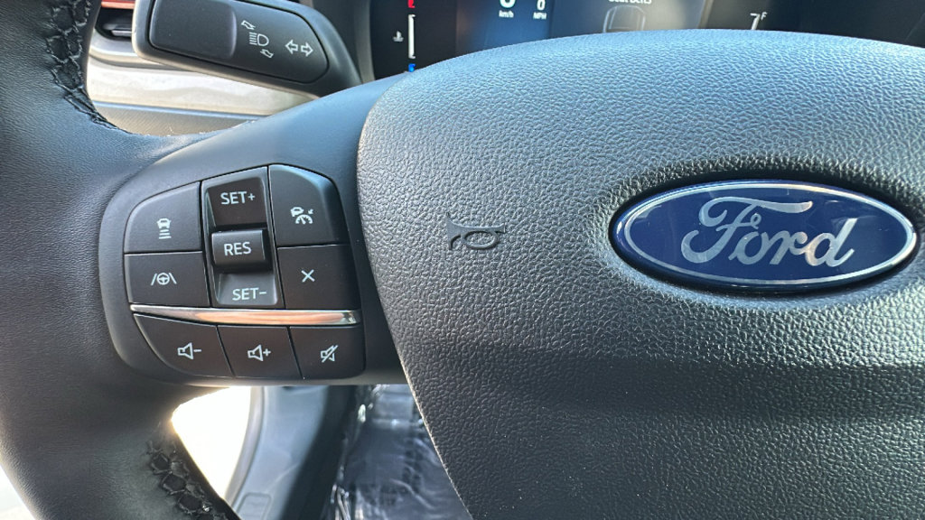 New 2025 Ford Maverick Lariat w/ 4K Tow Package image 19