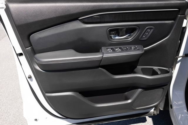 Used 2023 Honda Pilot Elite image 14