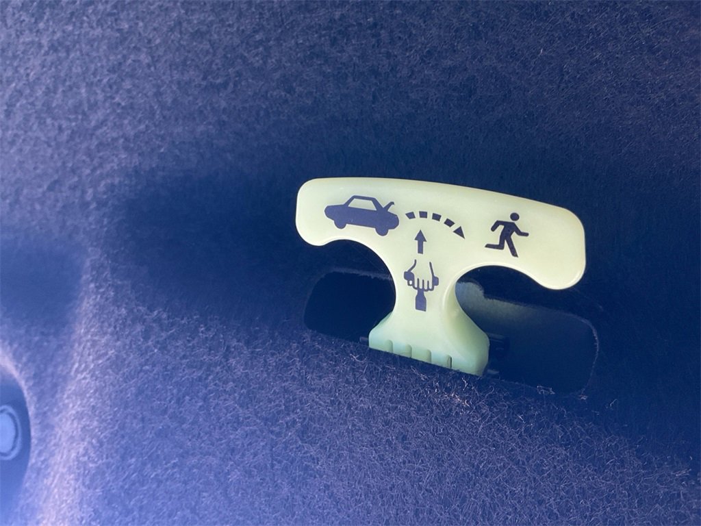 Used 2024 Toyota Camry SE image 31