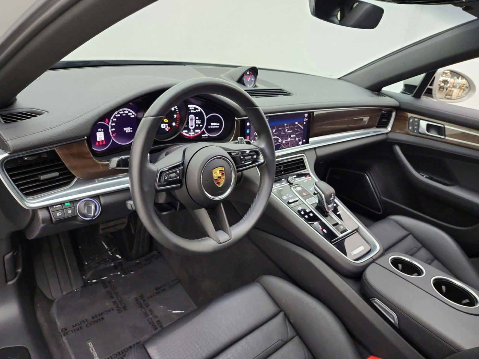 Used 2023 Porsche Panamera Platinum Edition RWD image 9