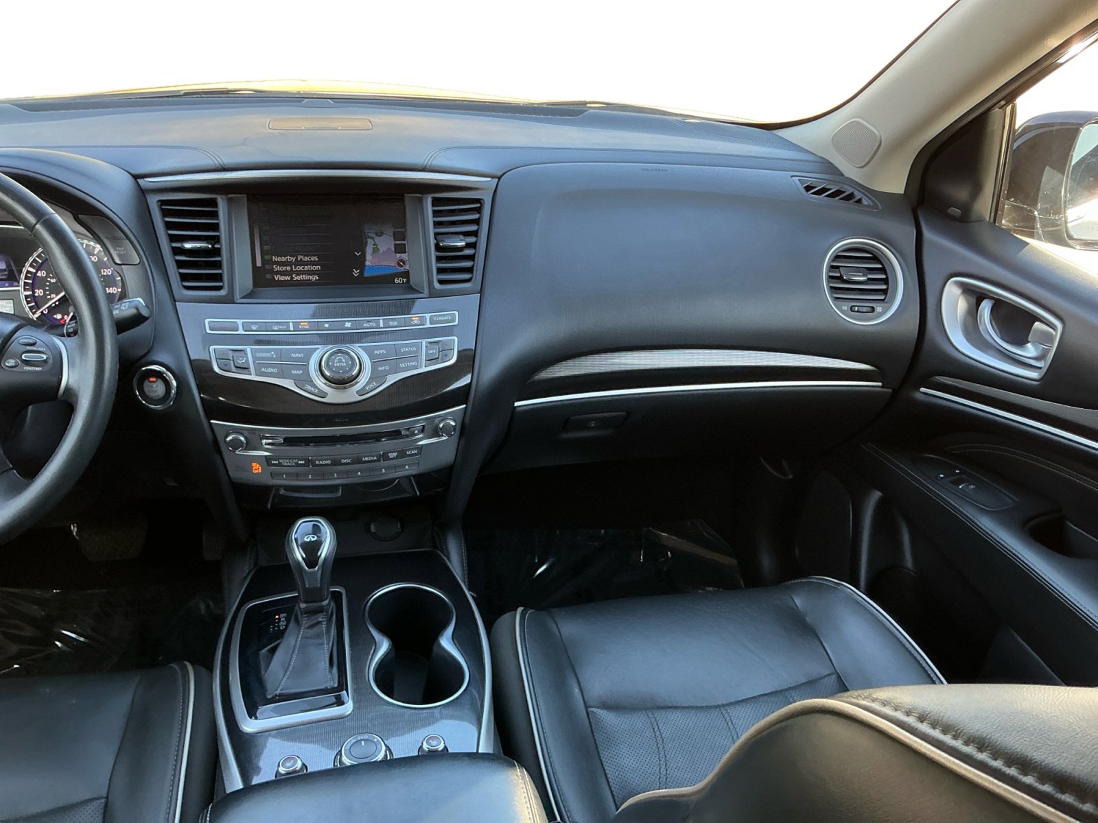 Used 2019 INFINITI QX60 Luxe w/ Essential Package image 15