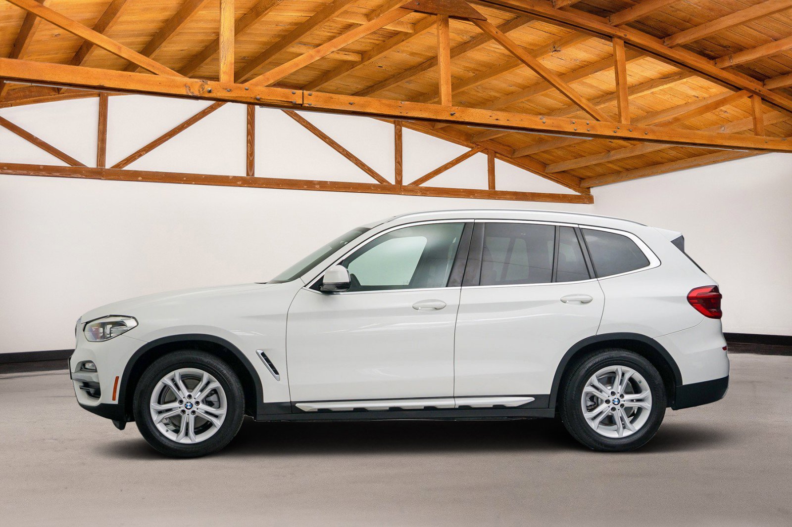 Used 2019 BMW X3 sDrive30i w/ Convenience Package RWD image 2