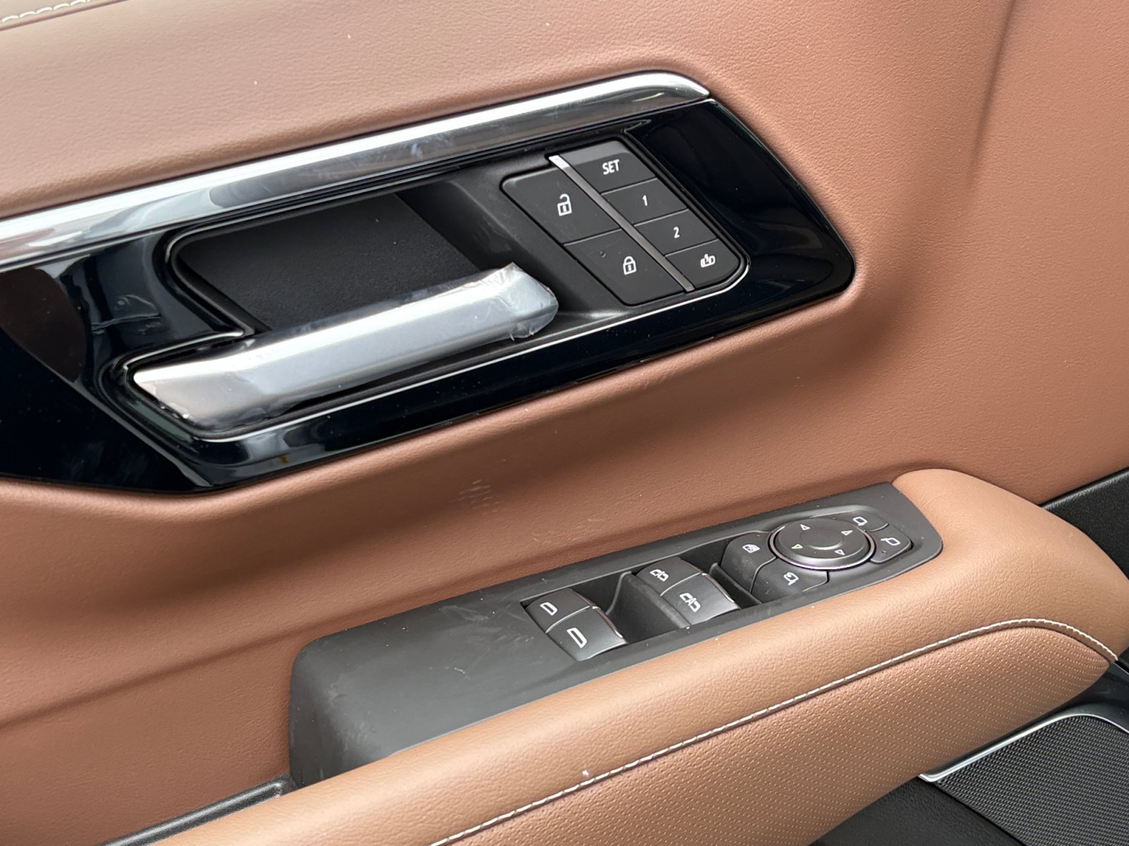 New 2027 Chevrolet Tahoe High Country AWD/4WD image 18