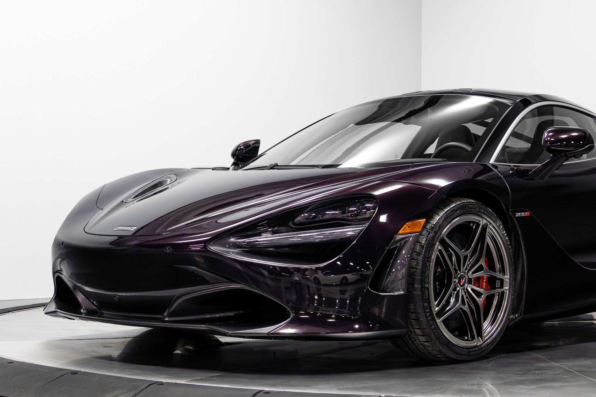 Used 2018 McLaren 720S Performance image 5