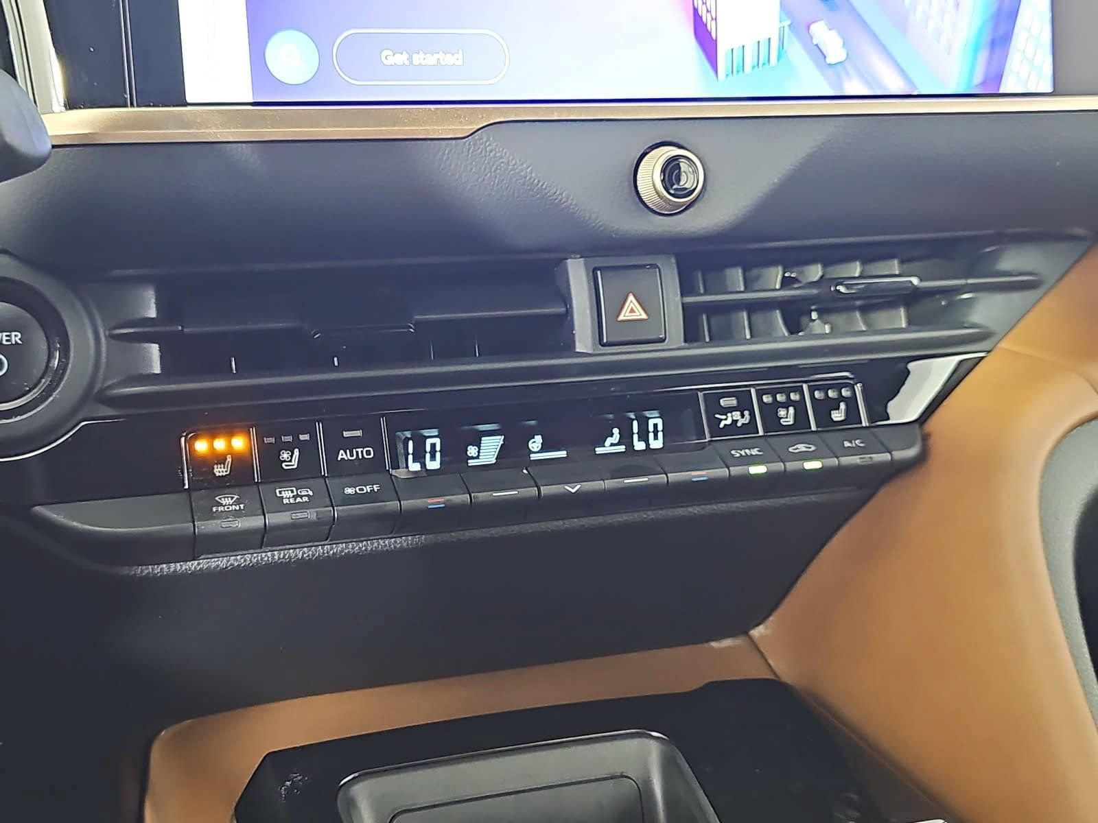 Used 2025 Toyota Crown Signia AWD/4WD image 22