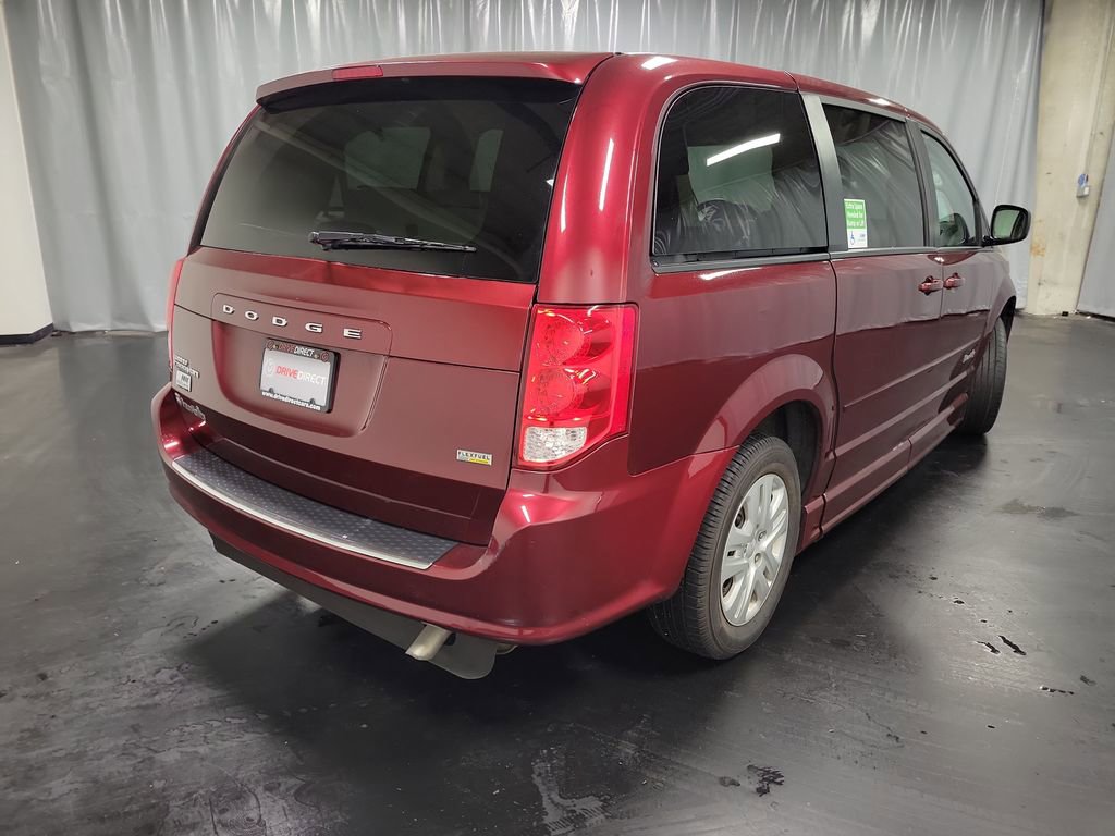 Used 2016 Dodge Grand Caravan SE w/ Quick Order Package 29E SE image 9