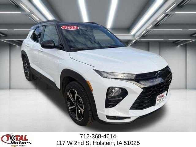 Used 2023 Chevrolet TrailBlazer RS AWD/4WD image 2