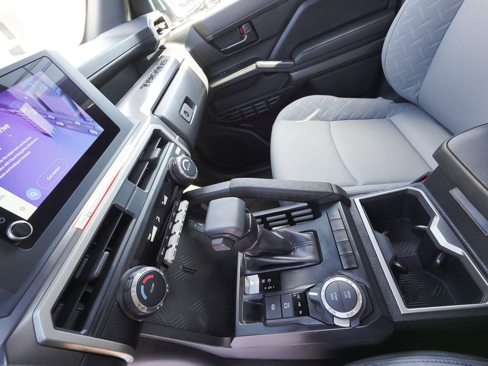 Used 2024 Toyota Tacoma SR5 image 32