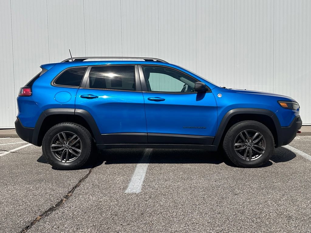 Used 2021 Jeep Cherokee Trailhawk w/ Trailer Tow Group AWD/4WD image 7