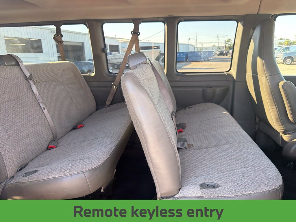 Used 2019 Chevrolet Express 3500 LT w/ LT Preferred Equipment Group RWD image 16