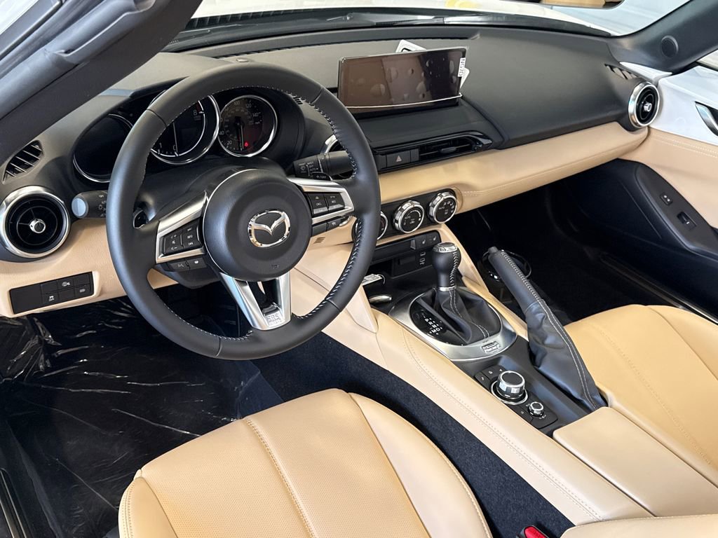 New 2026 MAZDA MX-5 Miata RF Grand Touring w/ Weather Package image 3