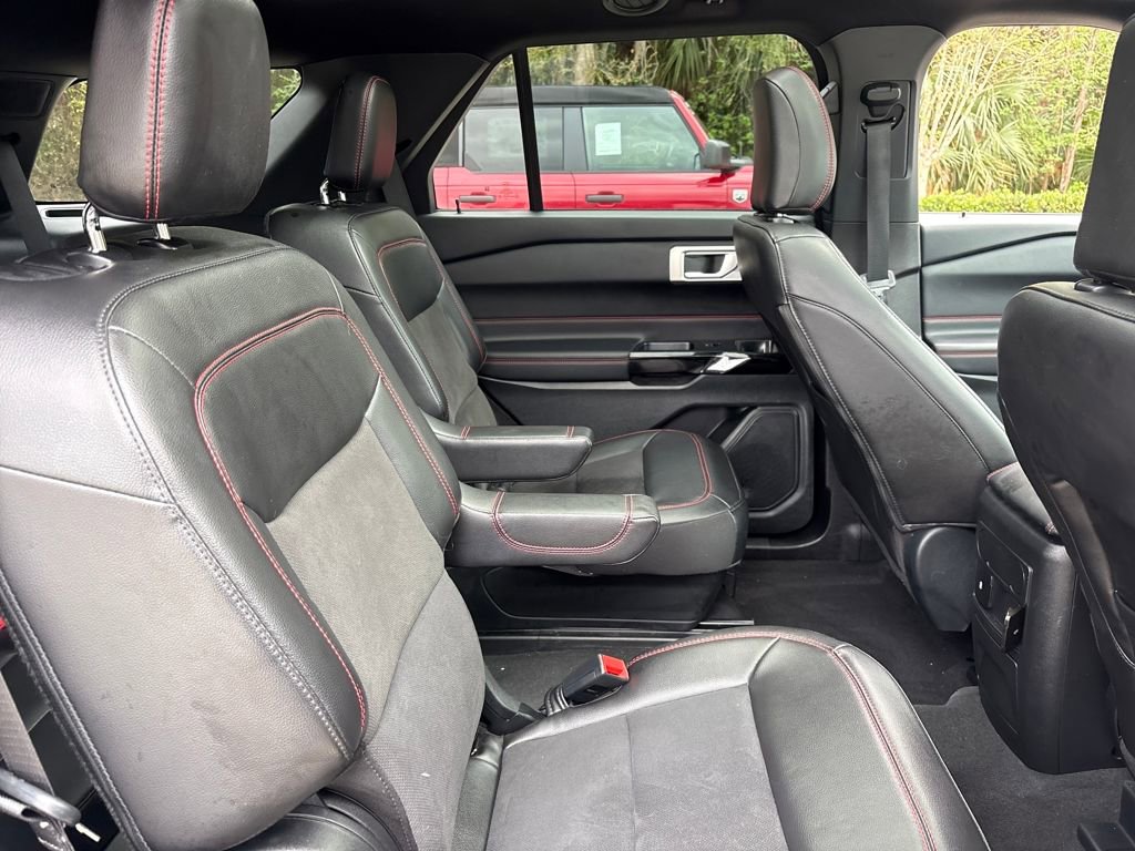 Used 2022 Ford Explorer ST-Line w/ Class IV Trailer Tow Package image 30