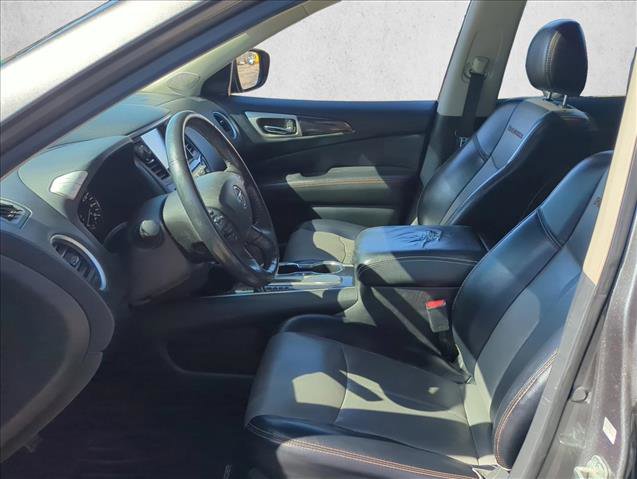 Used 2020 Nissan Pathfinder SL image 15