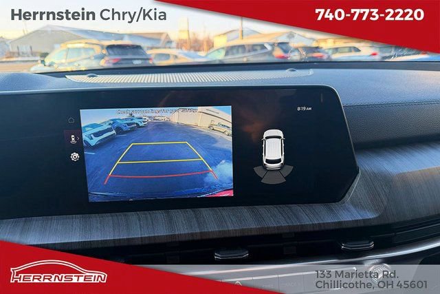 Used 2024 Kia Telluride EX w/ EX Captain's Chair Package image 17