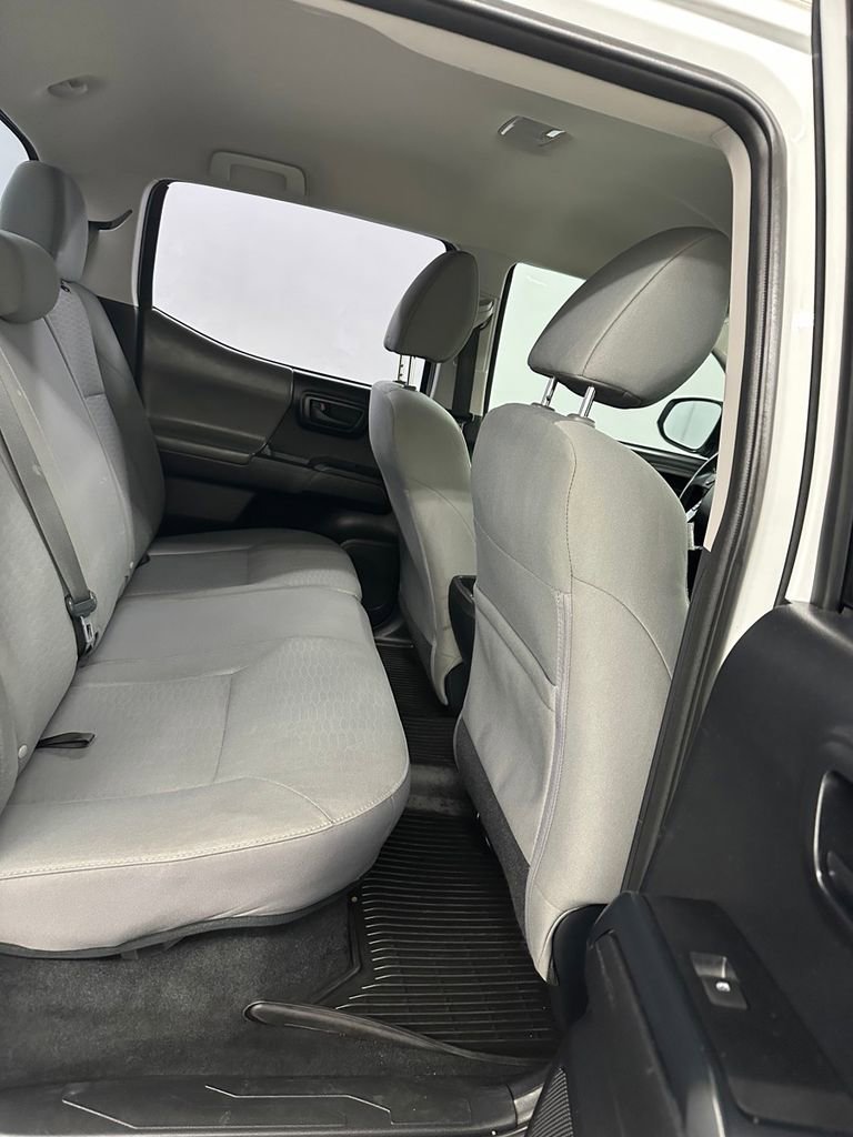 Used 2018 Toyota Tacoma SR w/ SR Convenience Package image 29