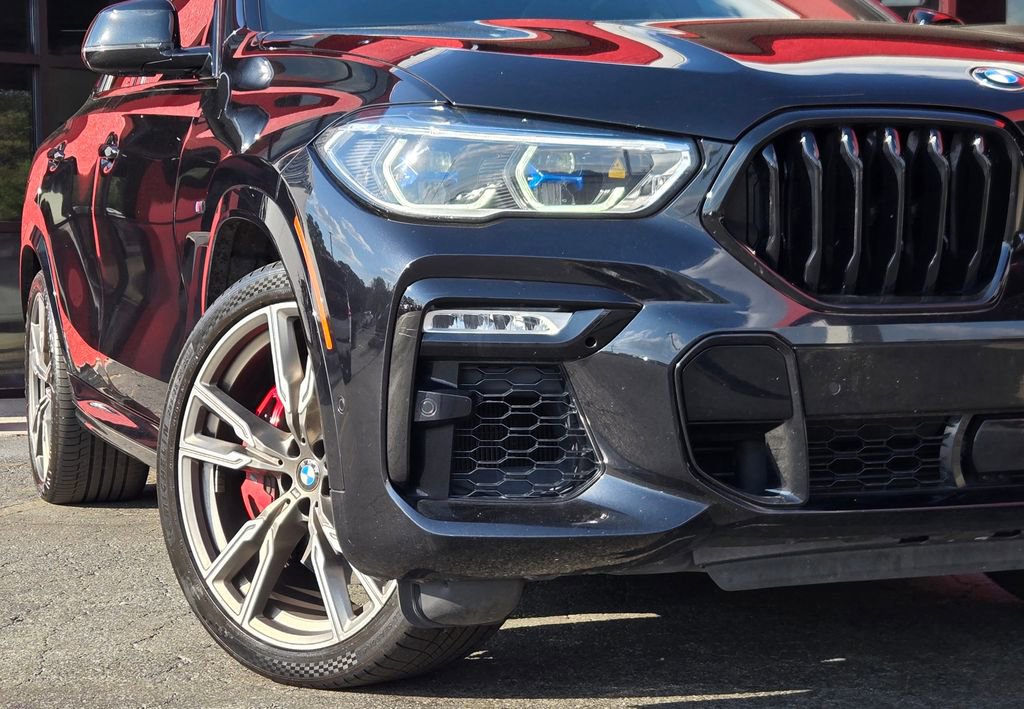 Used 2021 BMW X6 M50i w/ Executive Package AWD/4WD image 12