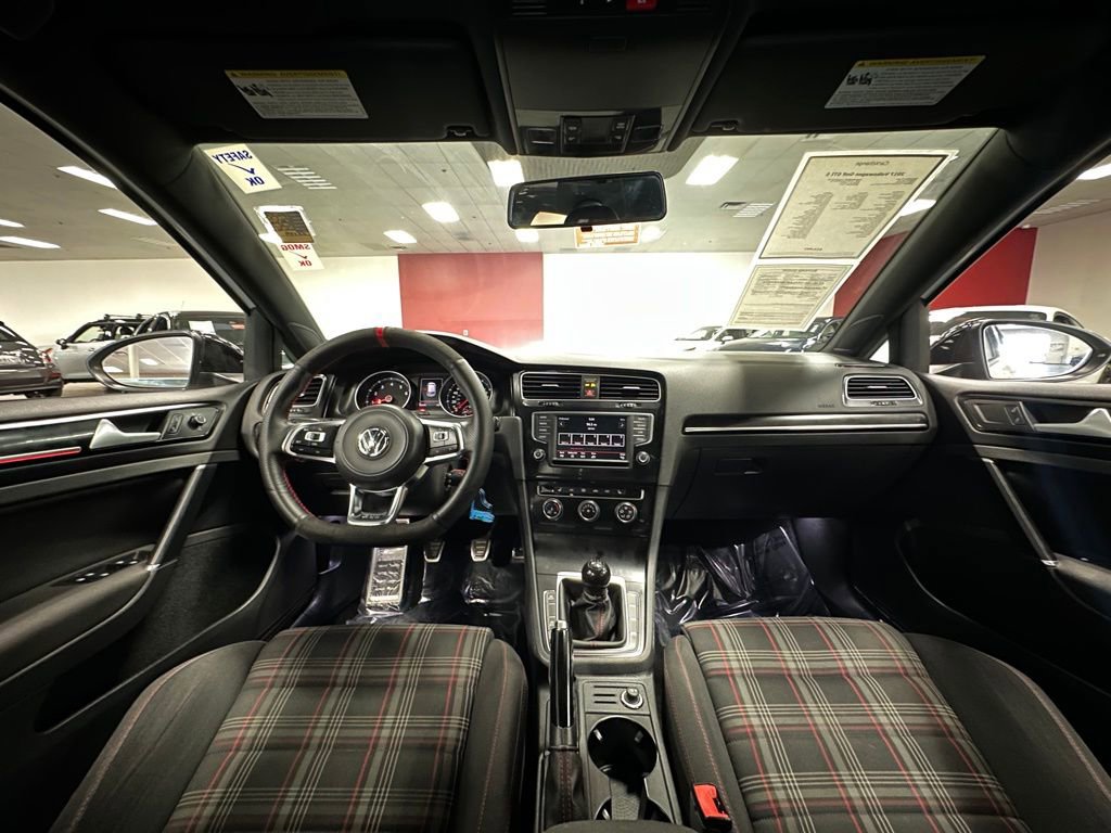Used 2017 Volkswagen GTI S image 25