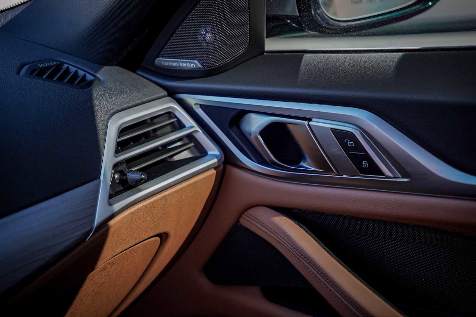 Used 2025 BMW i4 xDrive40i w/ Premium Package image 22