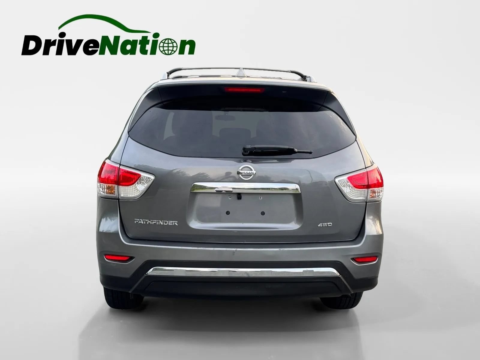 Used 2016 Nissan Pathfinder S AWD/4WD image 6